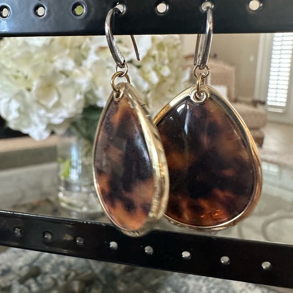 Earrings Gold Brown Animal Print Jewelry Women’s - Picture 1 of 3